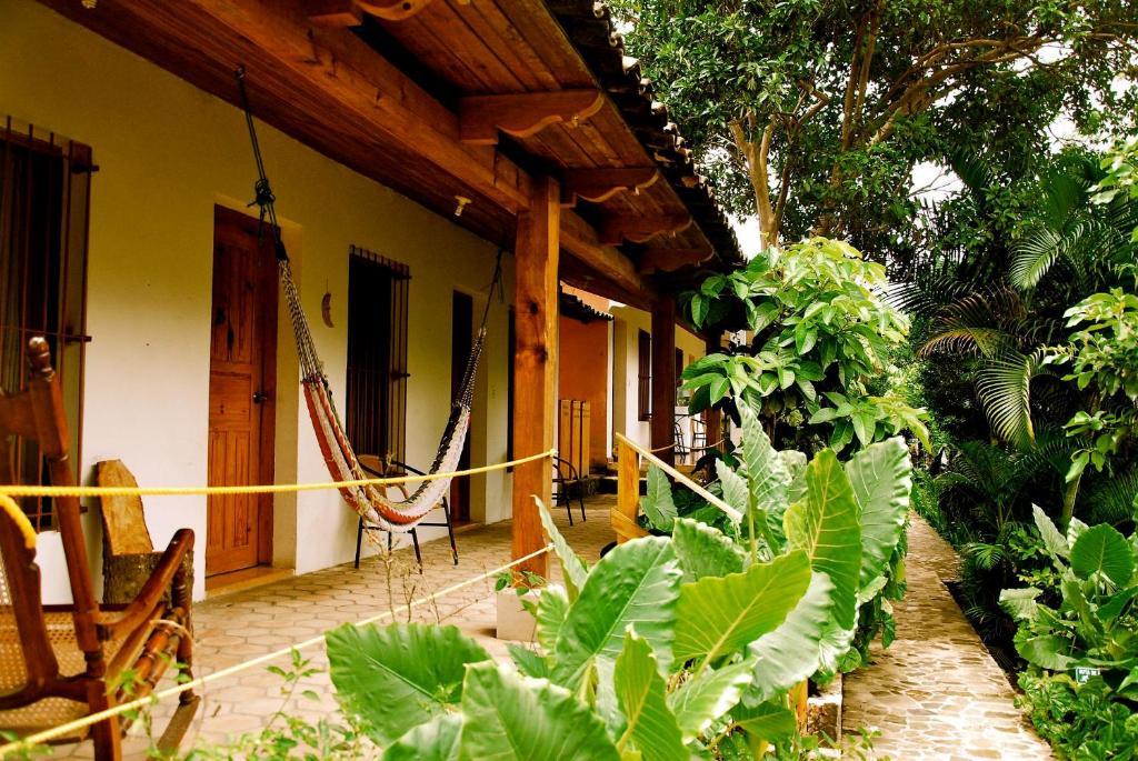 Hotel And Restaurant Guancascos Грасіас Екстер'єр фото